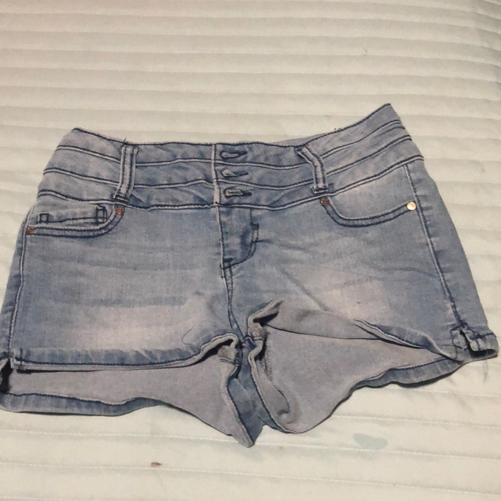 juniors stretch denim shorts